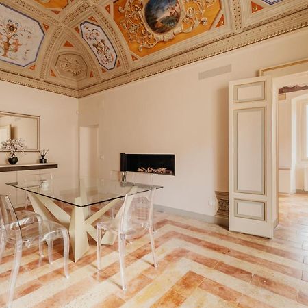 Sotto Gli Affreschi Del 1800 Con Colazione Inclusa أسيسي المظهر الخارجي الصورة